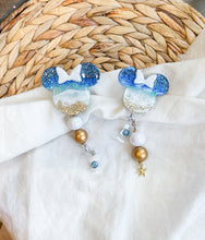 Load image into Gallery viewer, Blue Ocean Minnie Badge Reel