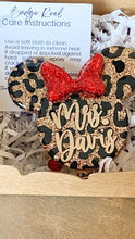 Load image into Gallery viewer, Leopard Print Minnie Badge Reel